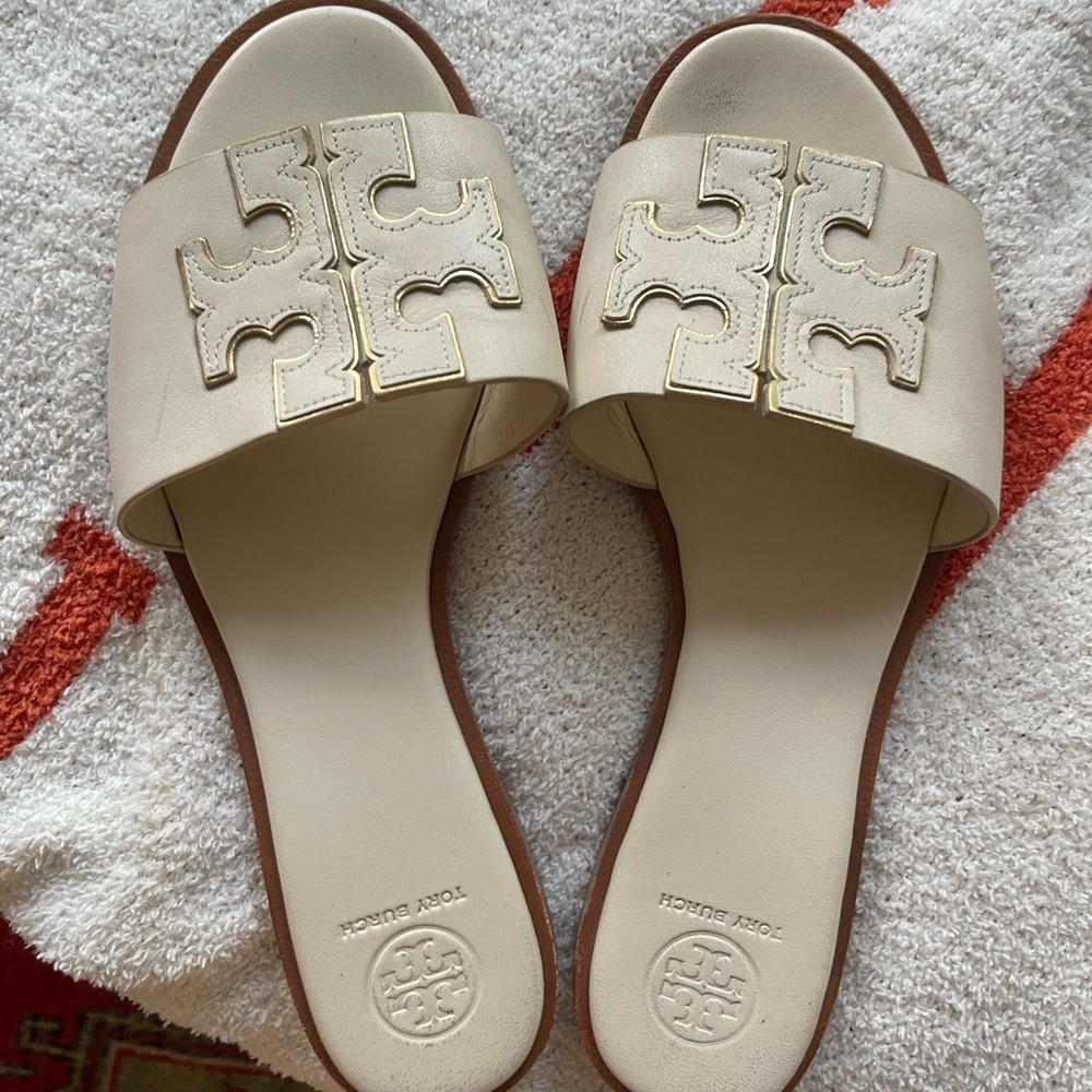 Tory Burch Flat Sandals